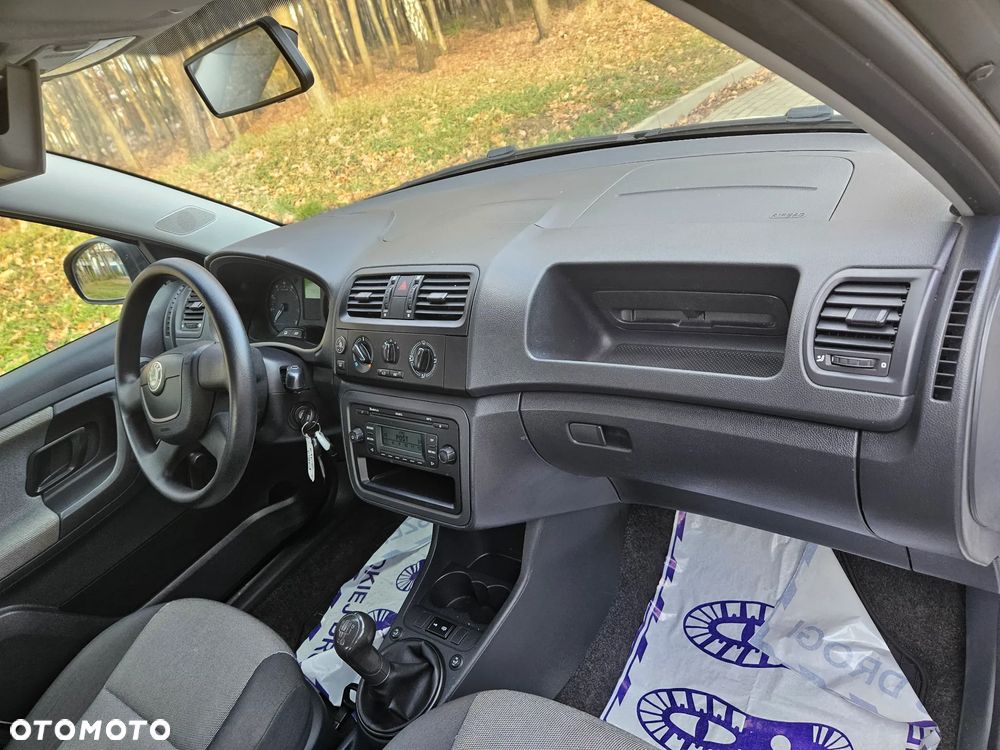 Skoda Fabia 1.4 16V Active - 14