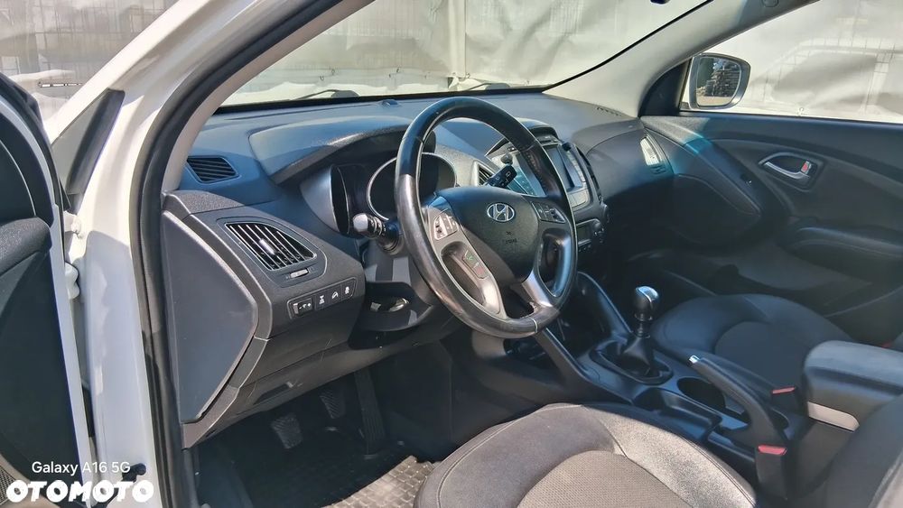 Hyundai ix35 2.0 CRDi 4WD Premium - 10
