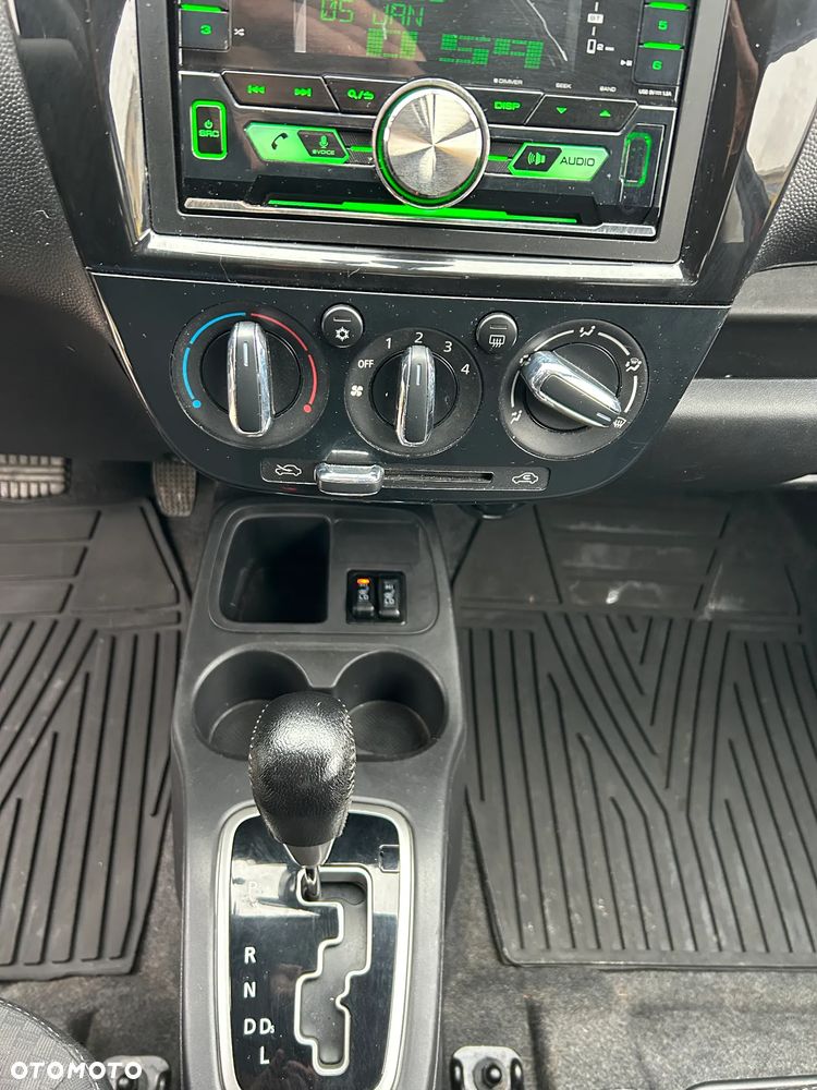 Mitsubishi Space Star 1.2 AS&G Intense CVT - 11