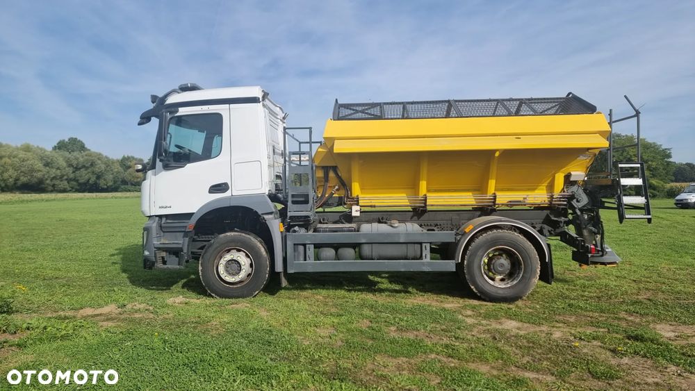 Mercedes-Benz Arocs 1824 - 2