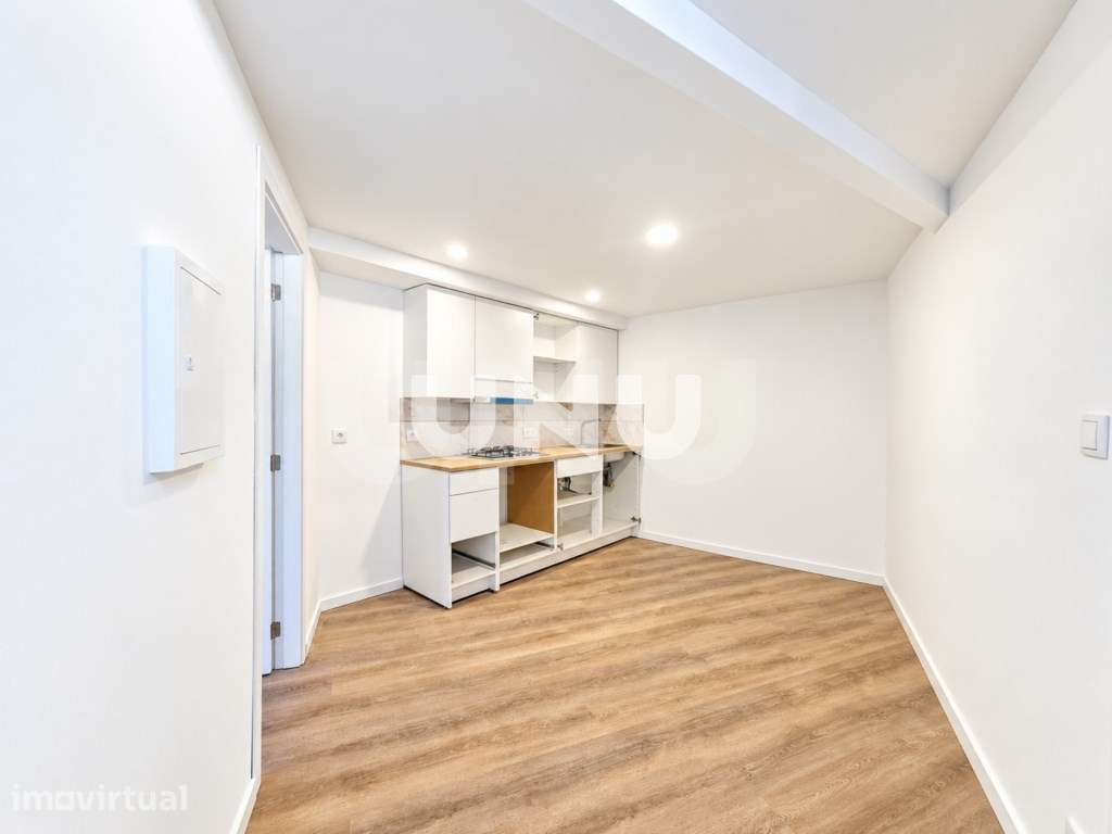 Apartamento T2 - A dois minutos do centro da cidade de Viseu - Grande imagem: 2/11