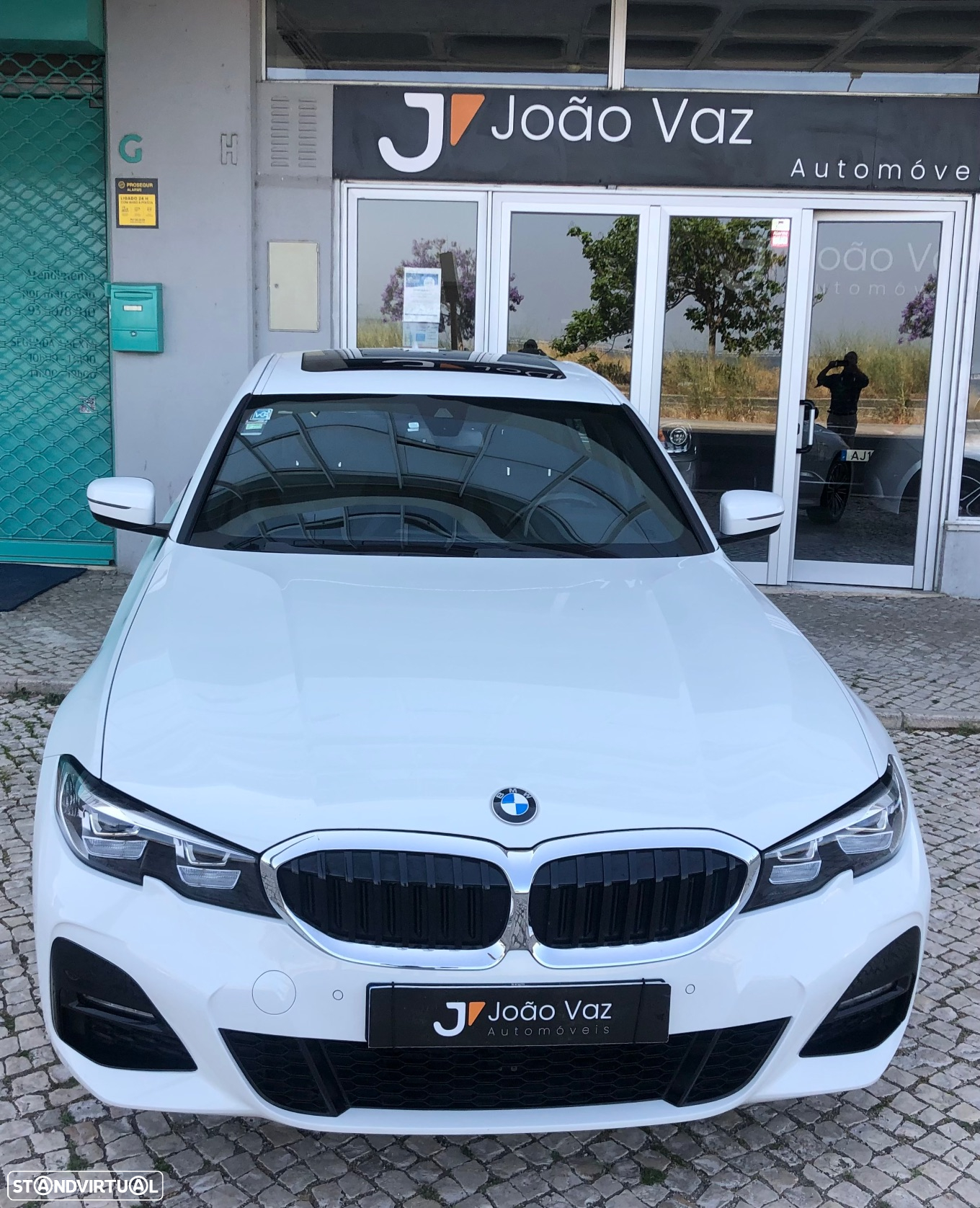 BMW 330 e Pack M Auto - 3