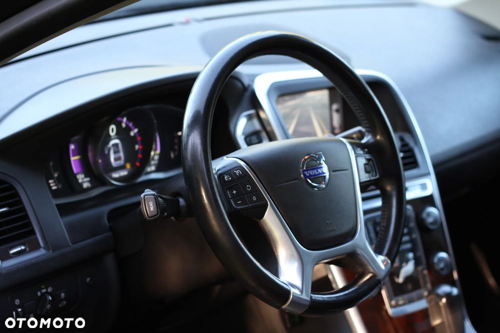 Volvo XC 60 T6 AWD Summum - 9