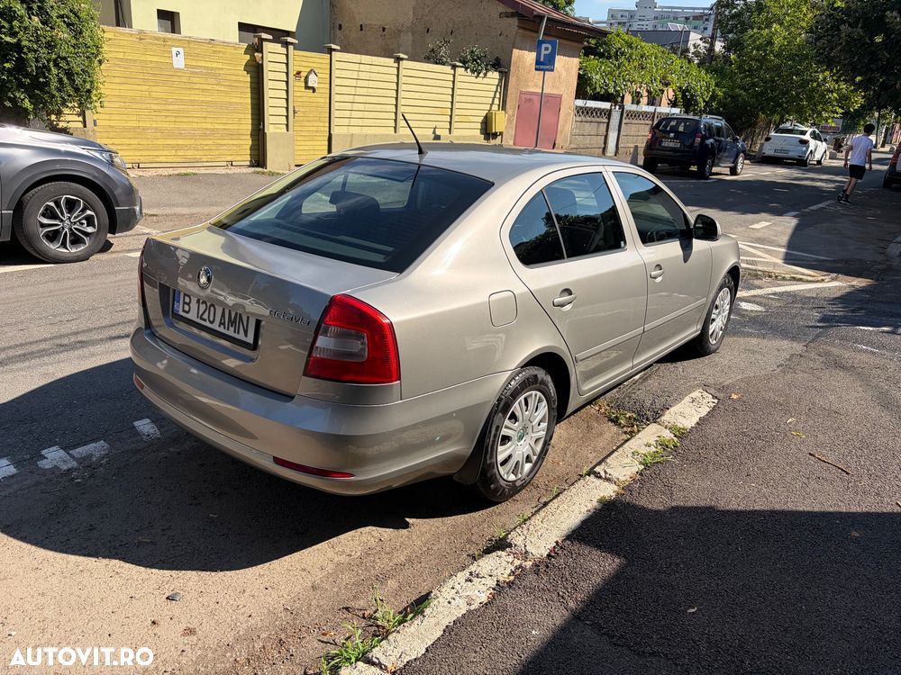 Skoda Octavia 1.6 Trend - 4