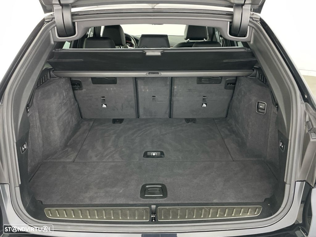 BMW 520 d Pack Desportivo M Auto - 13