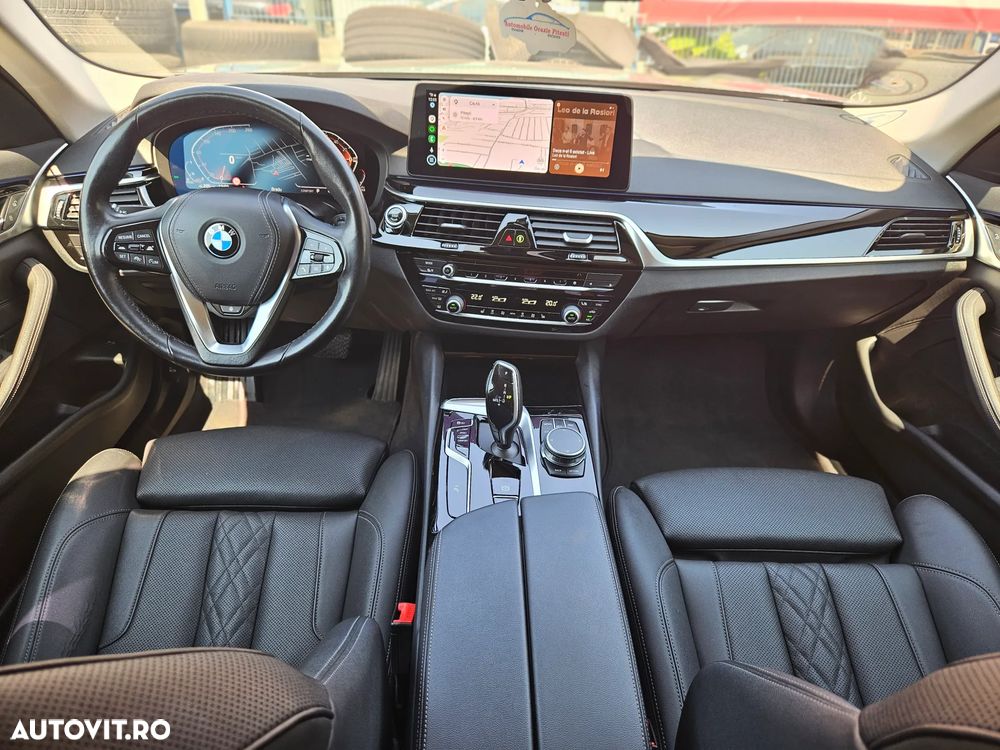 BMW Seria 5 520d Aut. Sport Line - 7