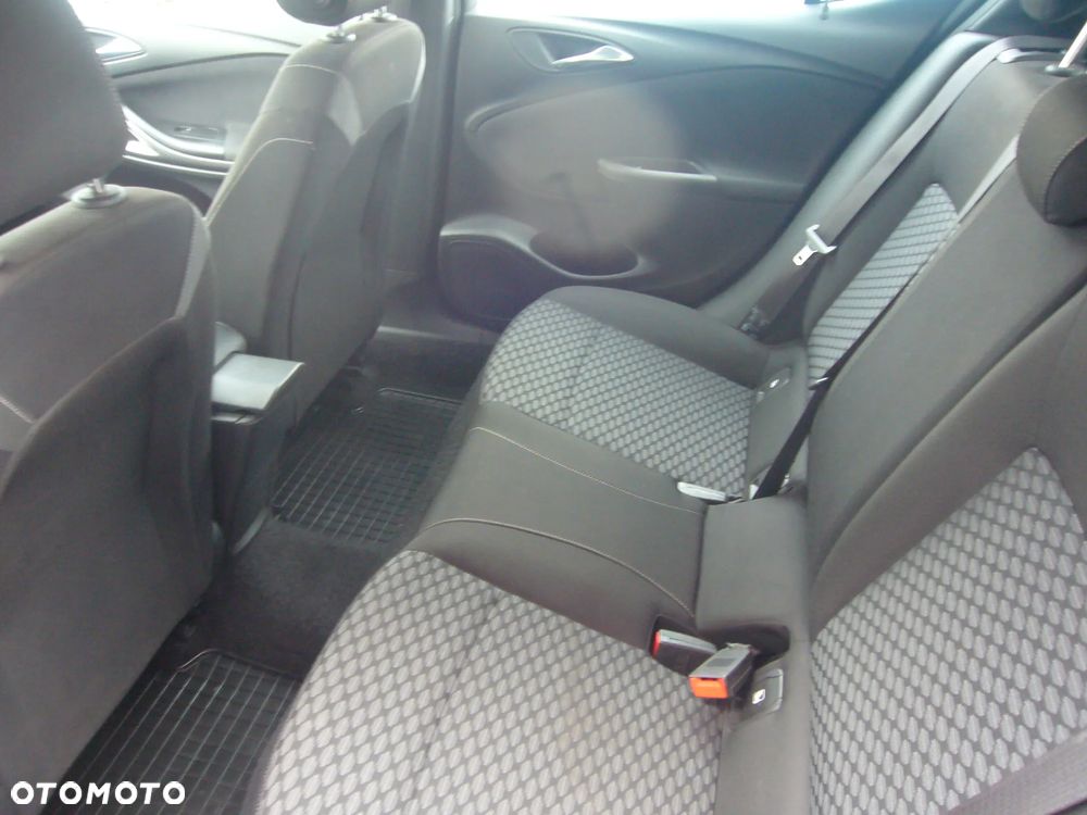 Opel Astra 1.4 T Elite - 13