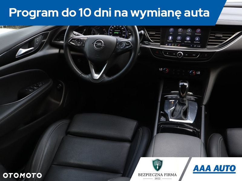 Opel Insignia - 8