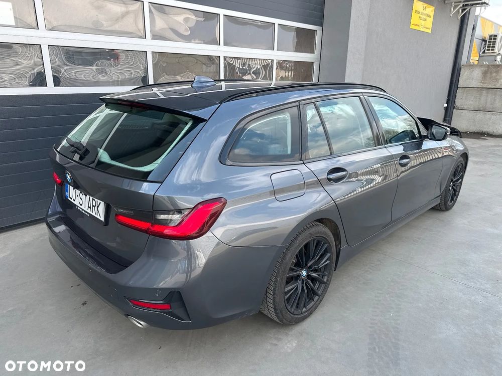 BMW Seria 3 320d Sport Line - 7