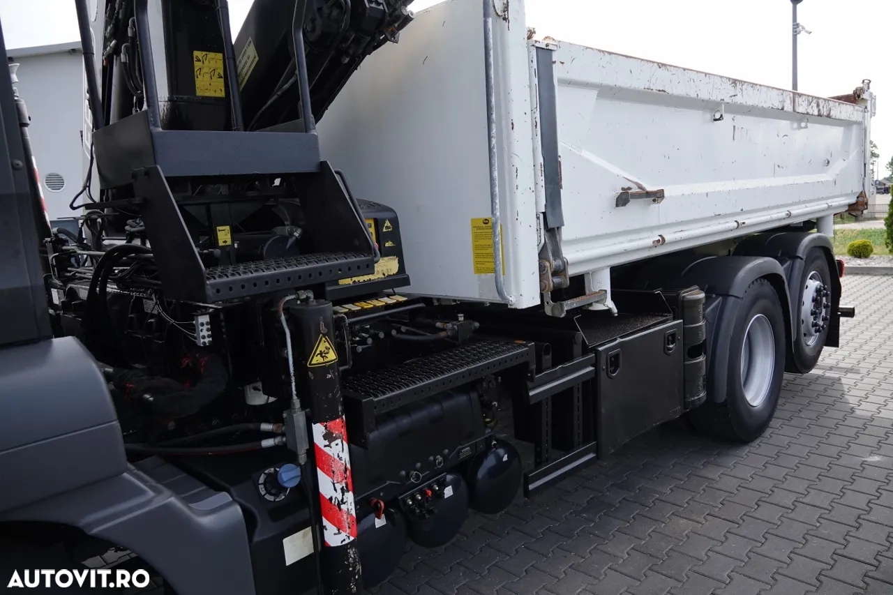 MAN TGS 26.360 / 6X2 / BASCULĂ + HDS FASSI F155A / CAPACITATE DE RIDICARE 6 160 KG / BORDMATIC / AXĂ RIDICATĂ / EURO 5 - 15