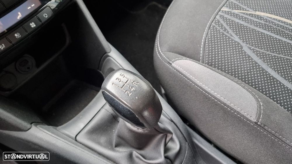 Peugeot 208 1.6 e-HDi Active - 11