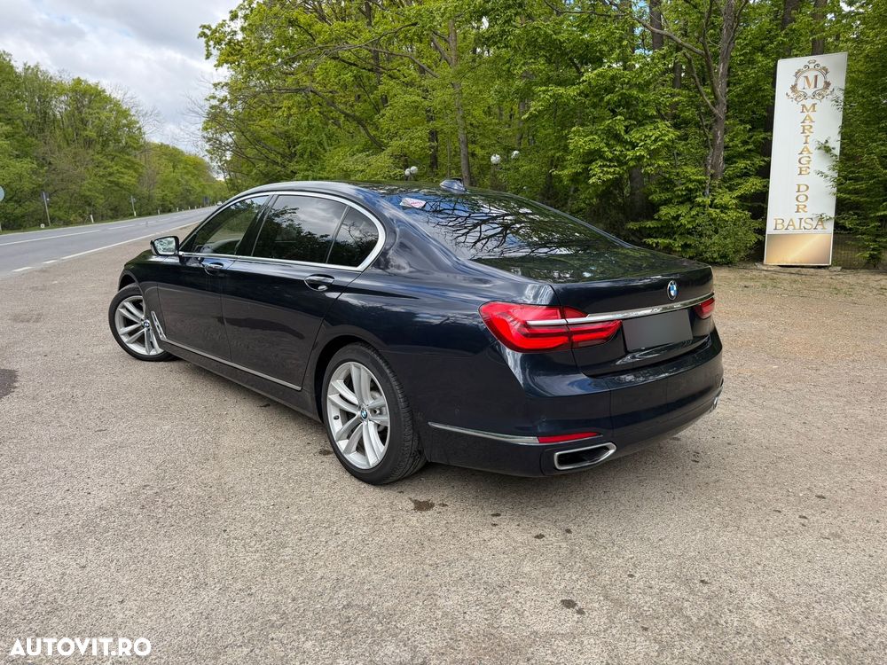 BMW Seria 7 750Li xDrive - 2