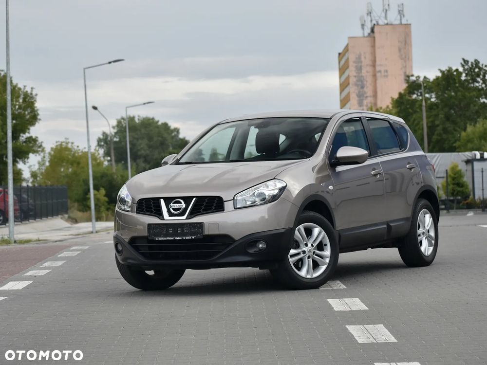 Nissan Qashqai - 1