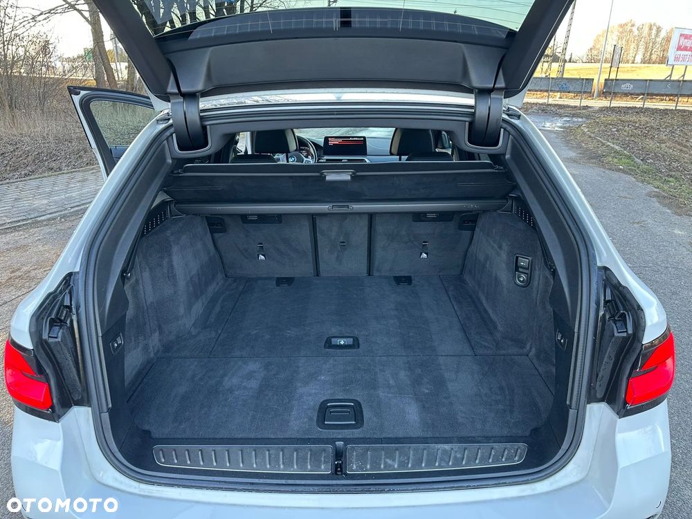 BMW Seria 5 - 17