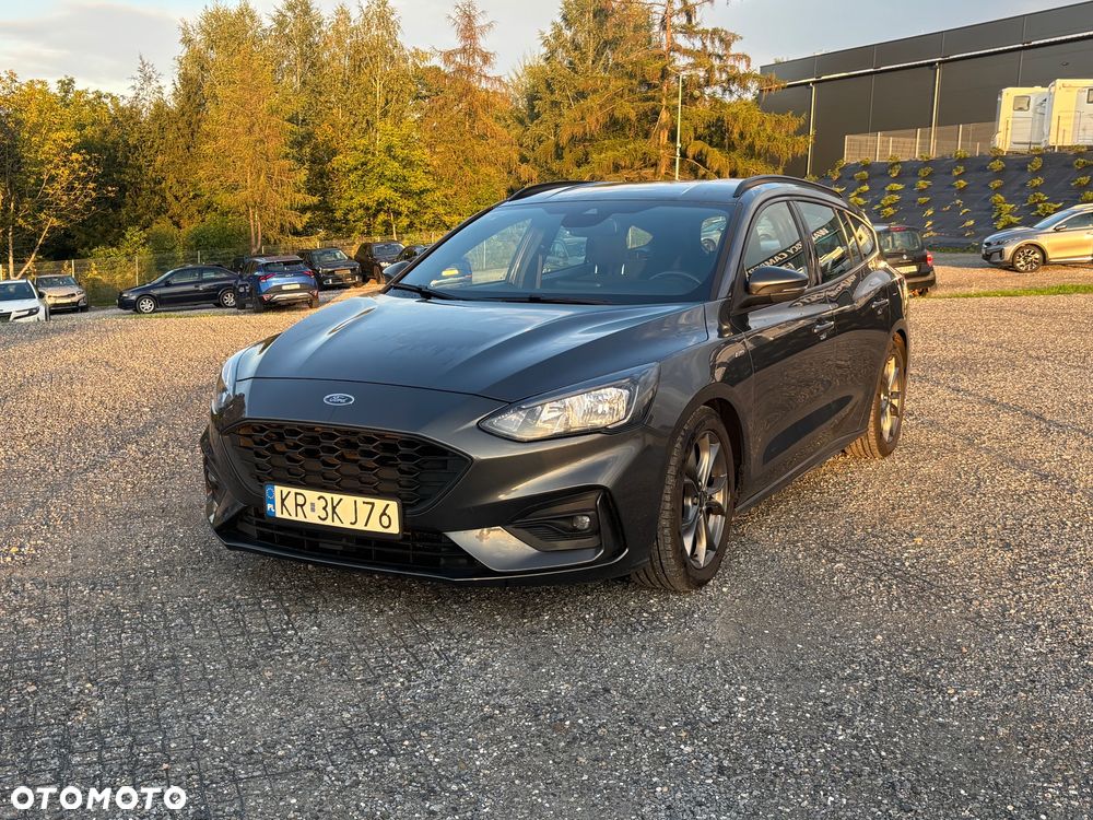 Ford Focus 1.5 EcoBoost ST-Line - 1