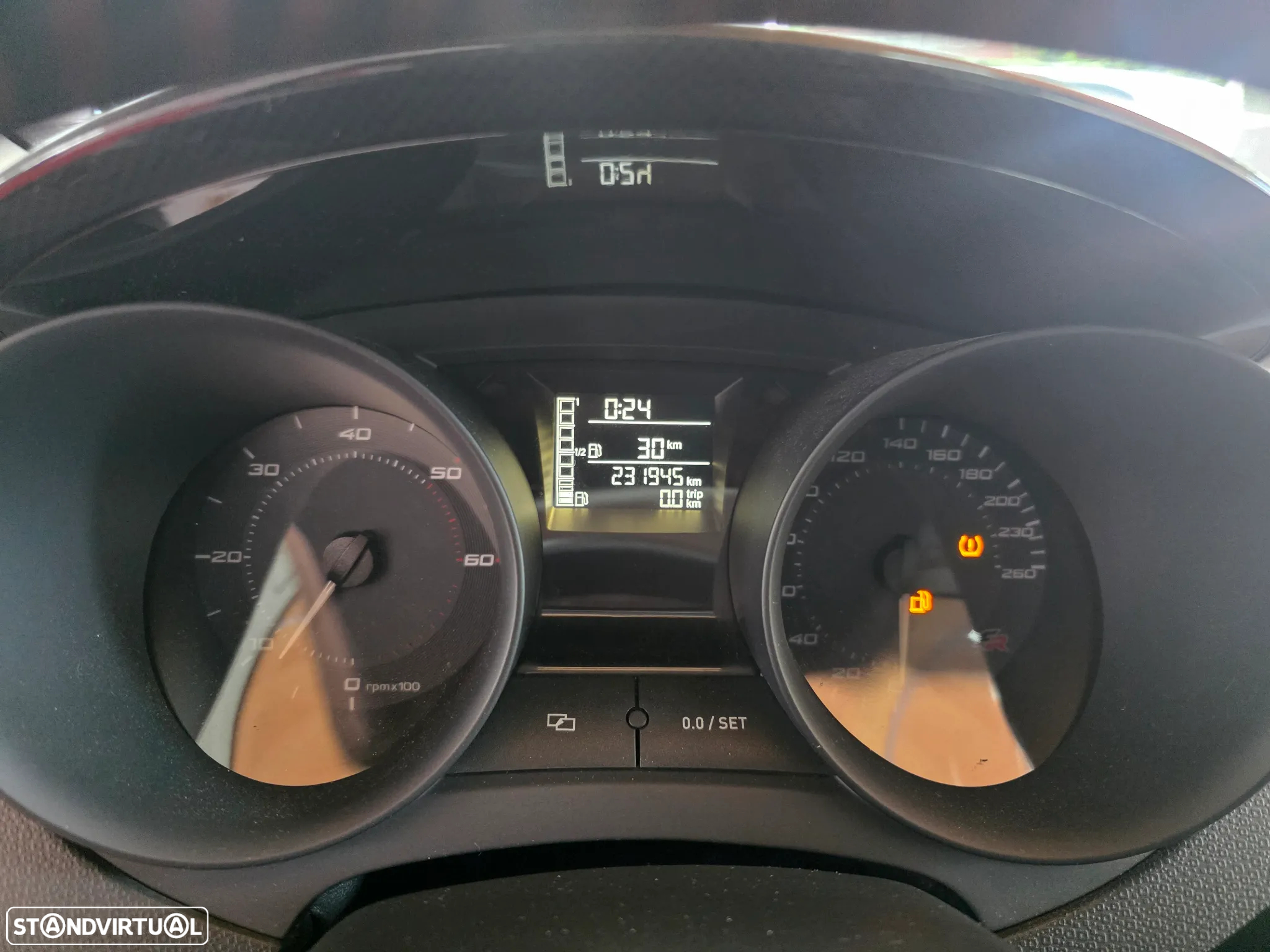 SEAT Ibiza SC 2.0 TDi FR - 12
