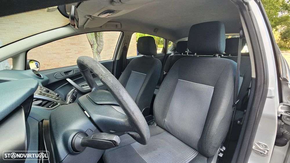 Ford Fiesta 1.4 TDCI Trend - 12
