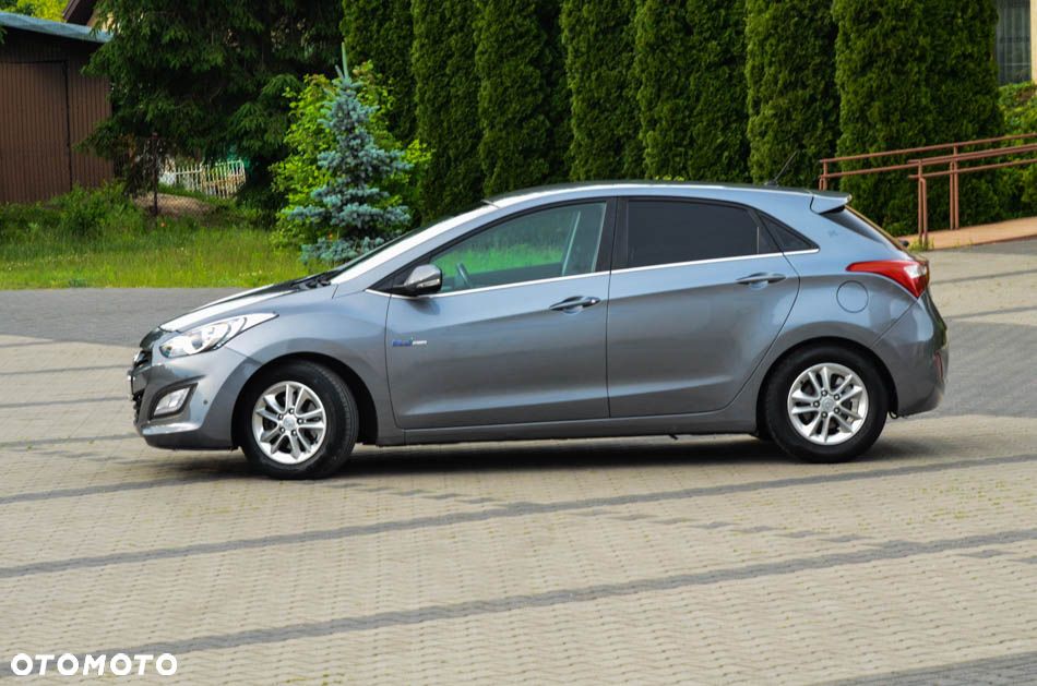 Hyundai i30 blue 1.6 CRDi Trend - 20