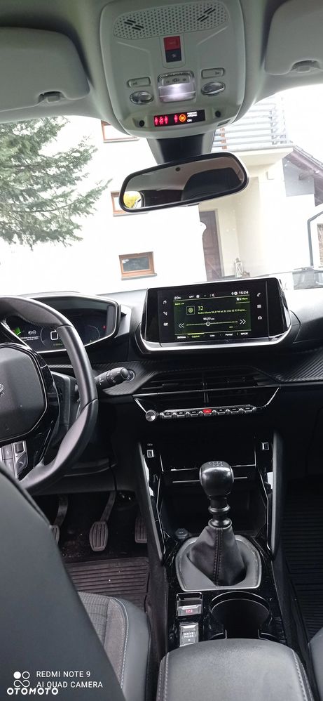 Peugeot 2008 1.2 PureTech Allure Pack S&S - 12