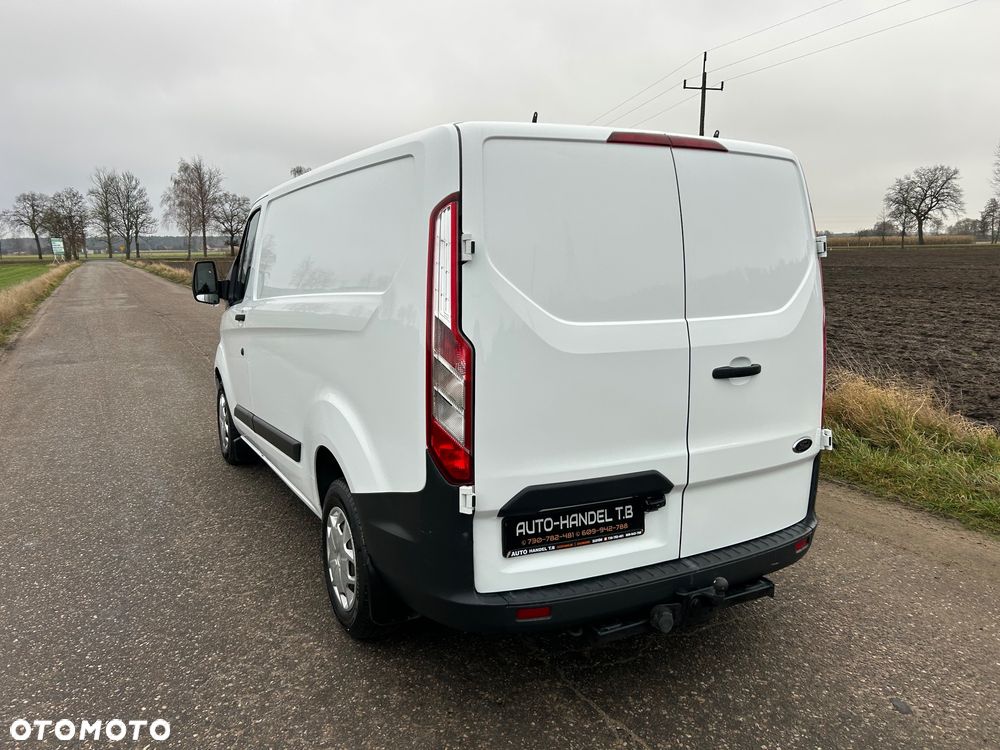 Ford Transit Custom - 10