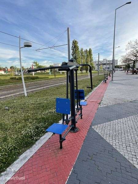 Corrois T2 no centro 5m estacão - Grande imagem: 3/9