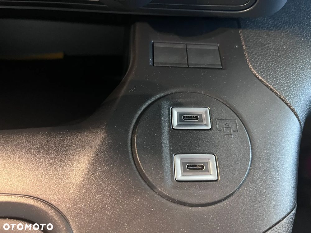 Toyota Proace City - 21