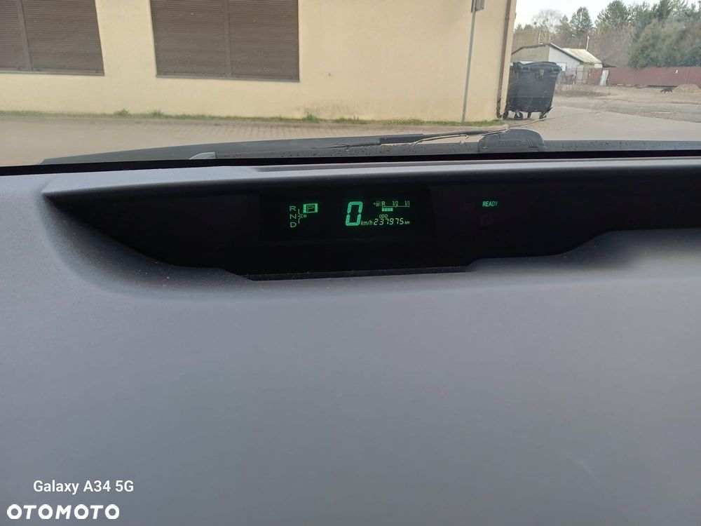 Toyota Prius - 14