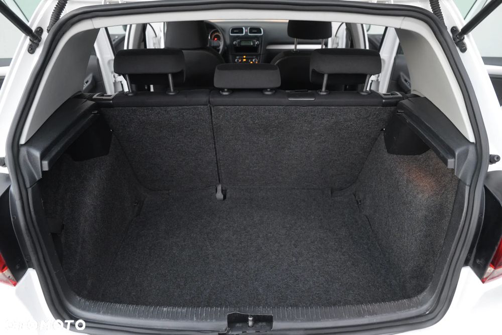 Volkswagen Golf 1.6 TDI BlueMotion Technology Trendline - 27