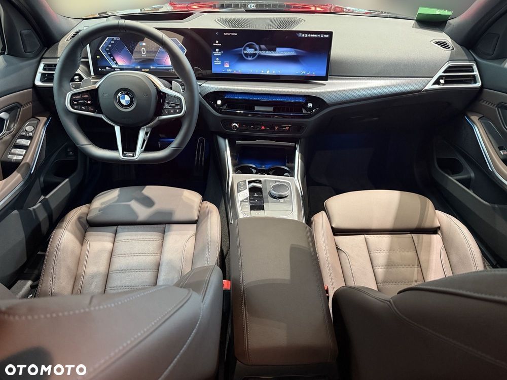 BMW Seria 3 318i M Sport - 10