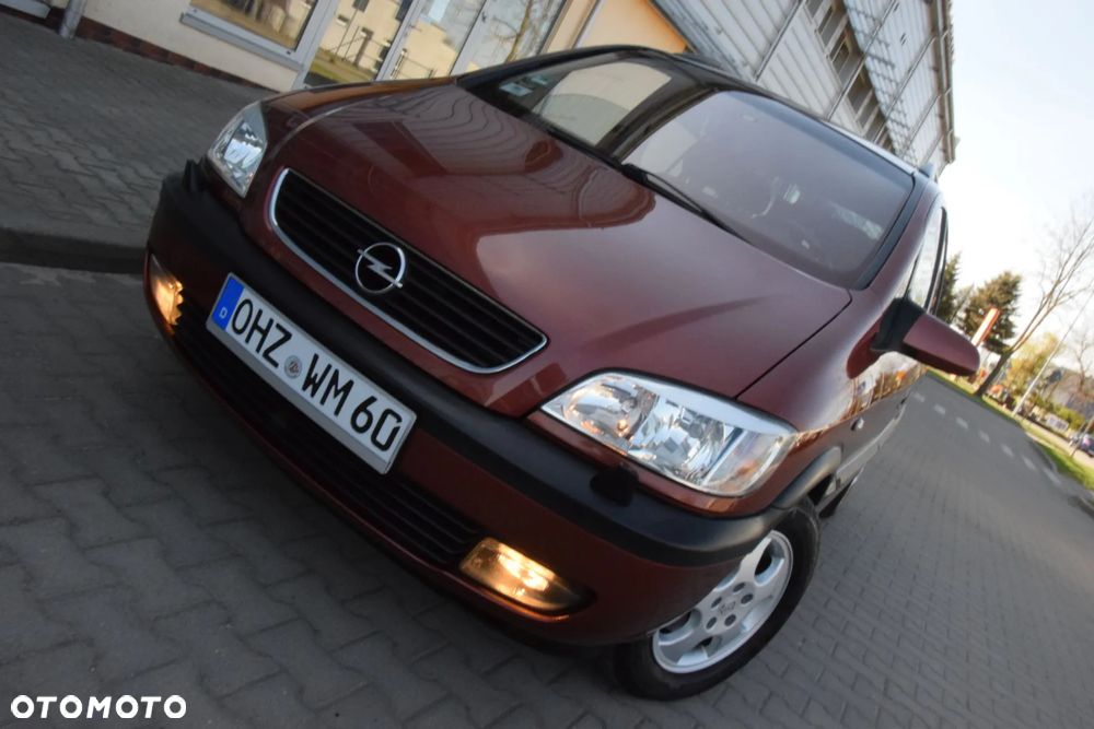 Opel Zafira 1.8 16V Elegance - 26