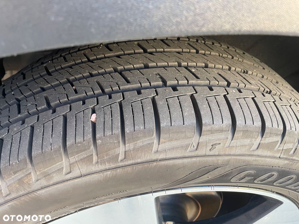 Volvo XC 40 - 35