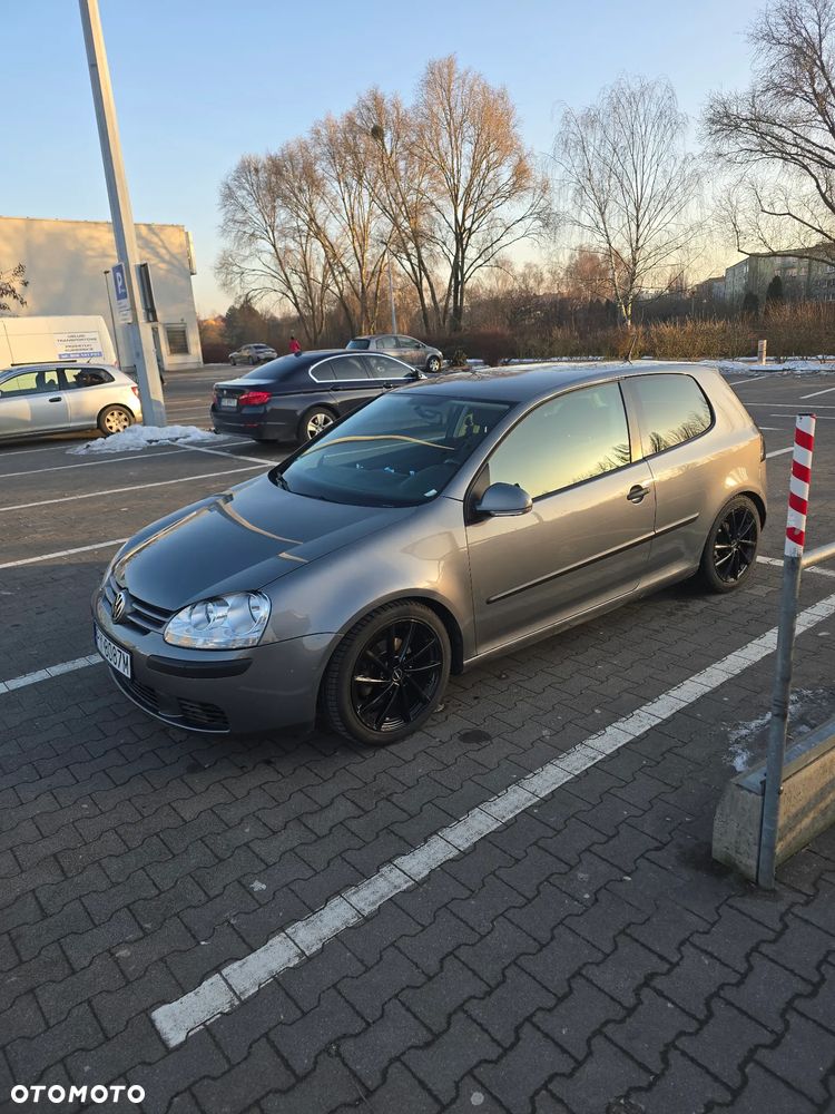 Volkswagen Golf - 10