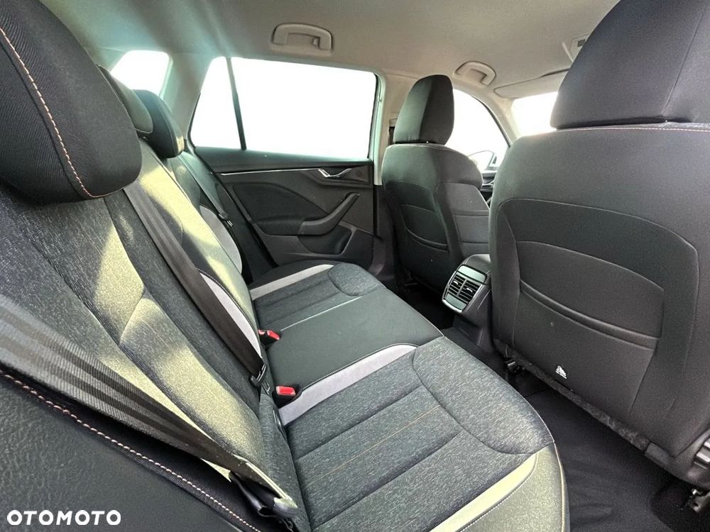 Skoda Kamiq 1.0 TSI Style - 18