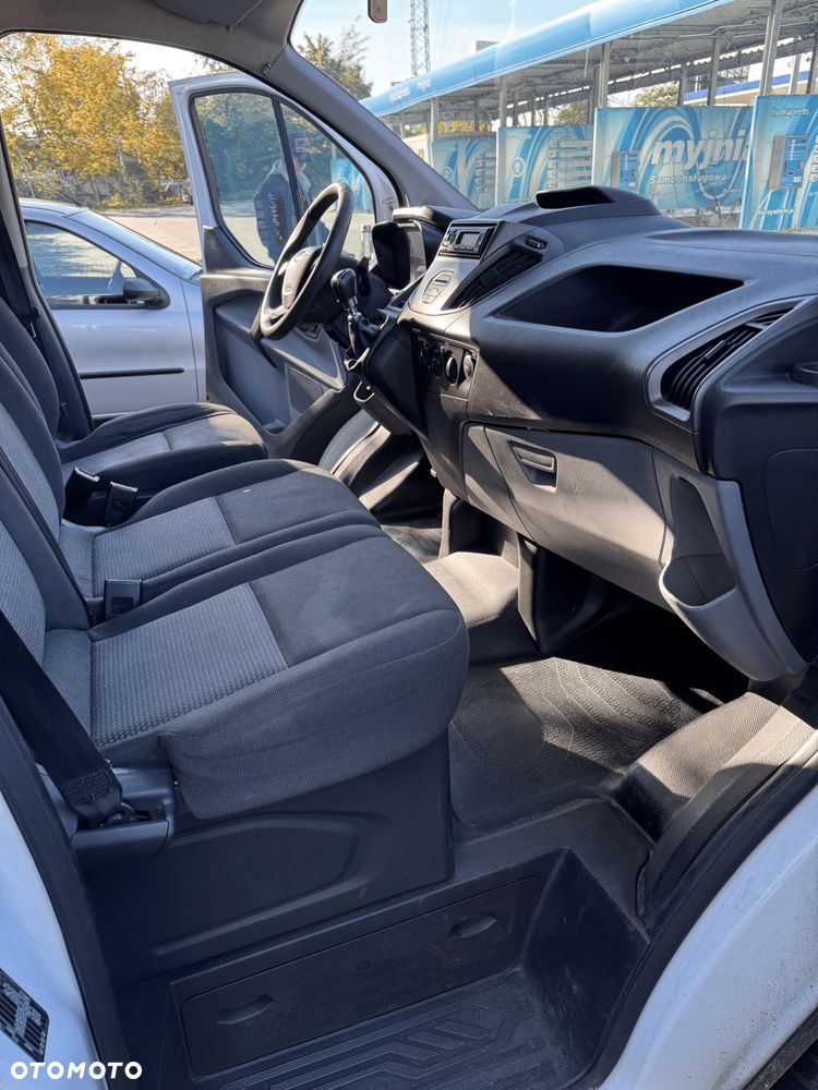 Ford Transit Custom - 14