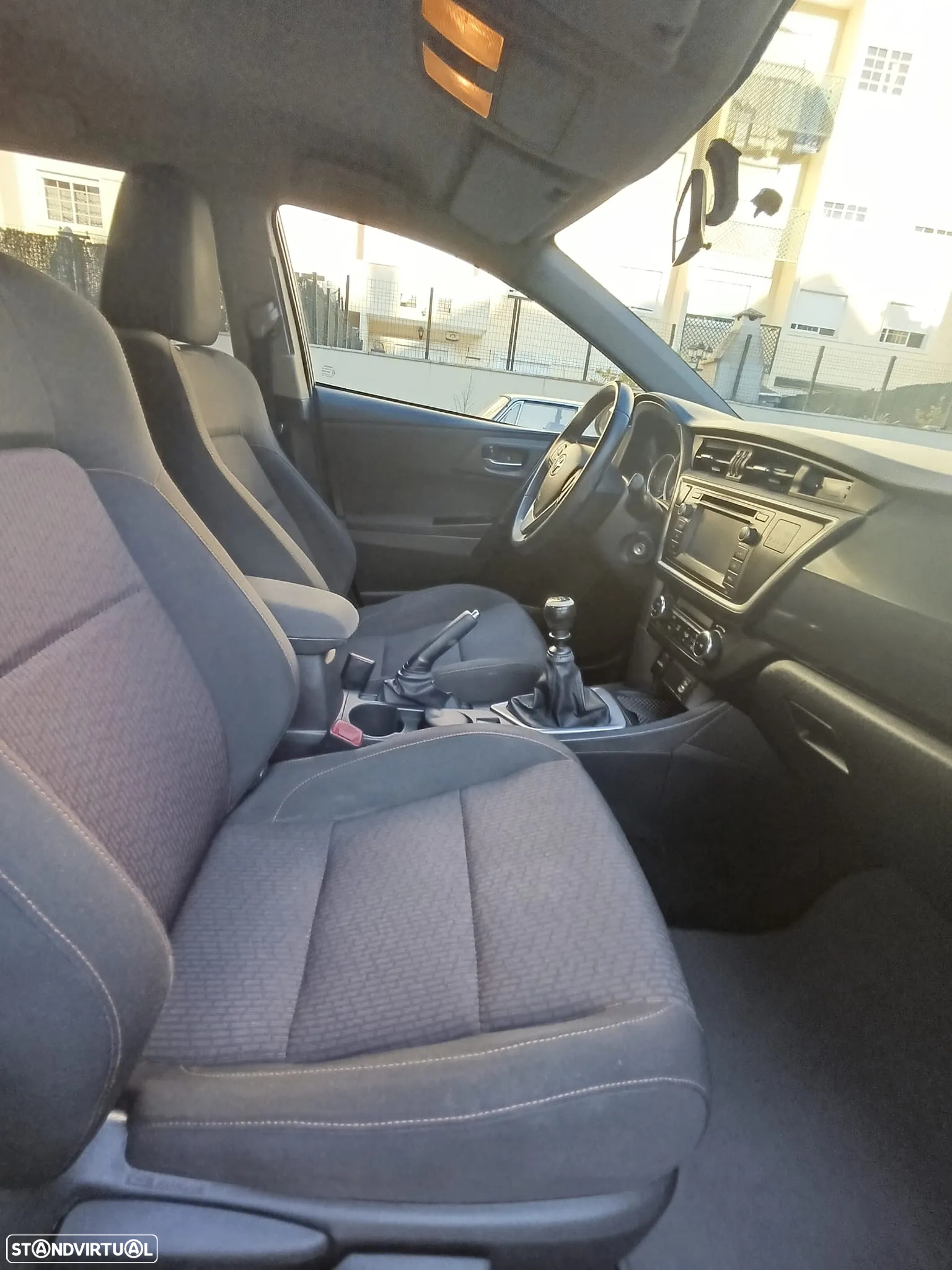 Toyota Auris Touring Sports 1.4 D-4D Com+P.Sport +Navi - 18