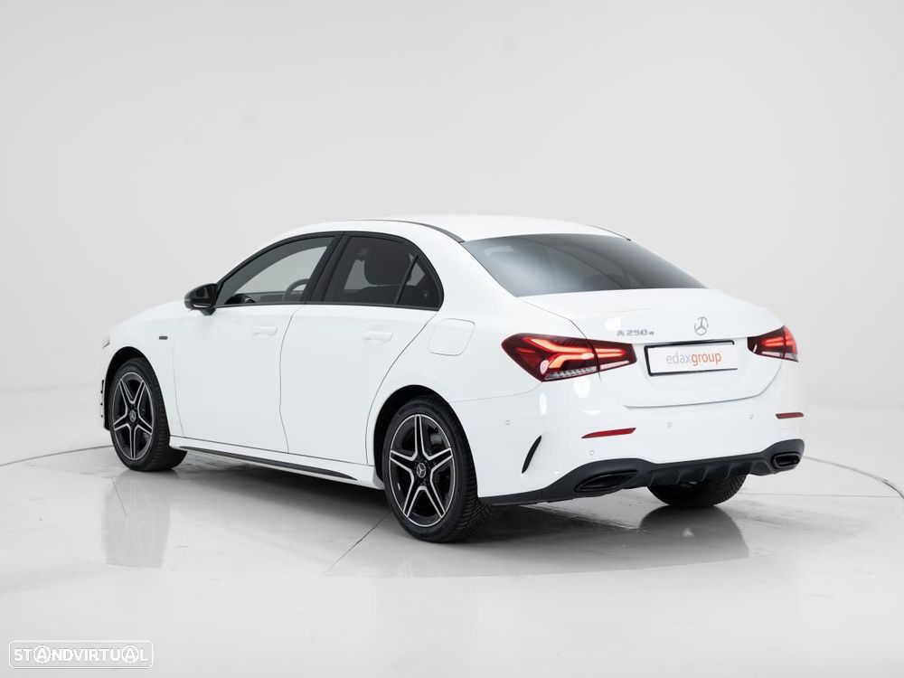 Mercedes-Benz A 250 Limousine e 8G-DCT - 5