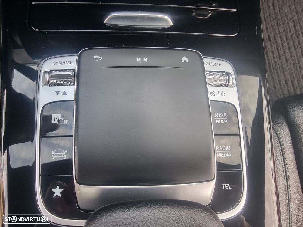 Mercedes-Benz A 180 - 25