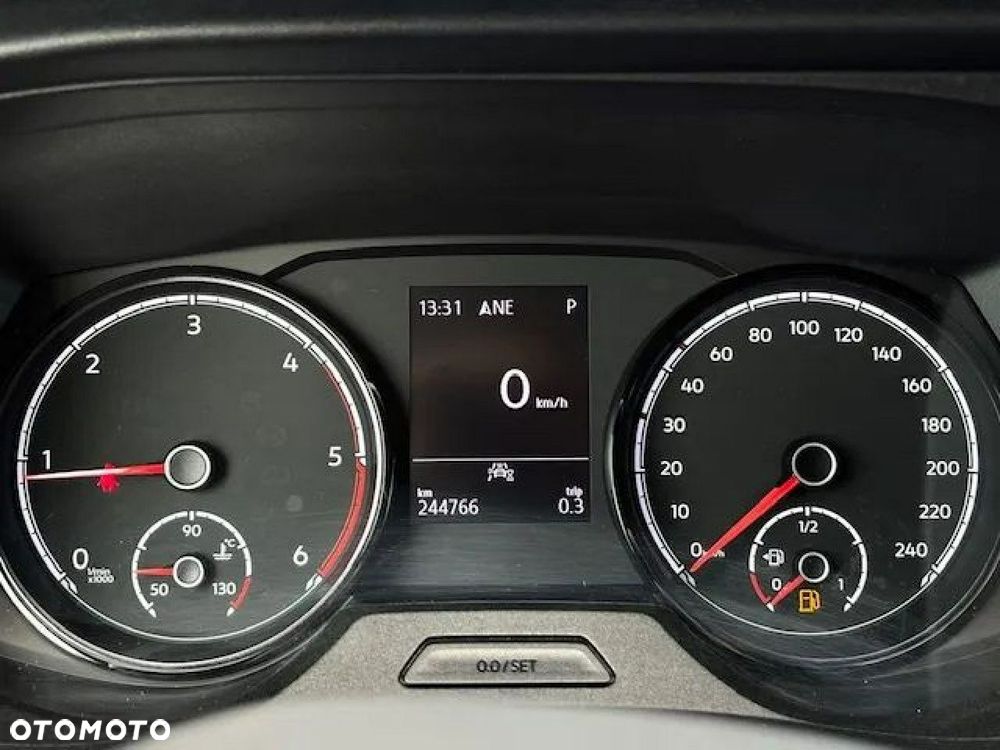 Volkswagen Transporter - 23