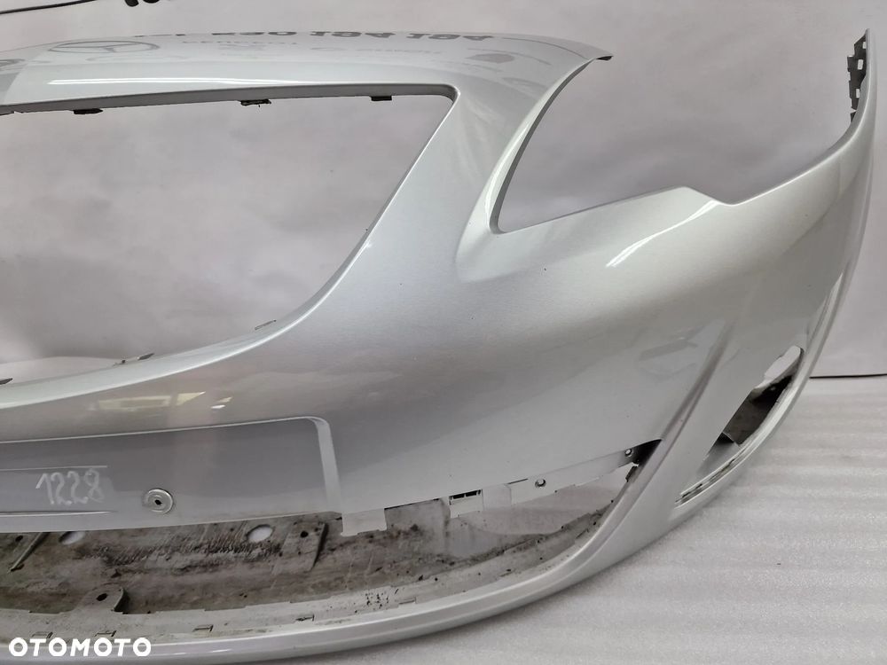 OPEL MERIVA B II 10- ZDERZAK PRZEDNI PRZÓD , KOLOR SREBRNY METALIK , NR 13267699 , NR AUKCJI NZ1228 - 12