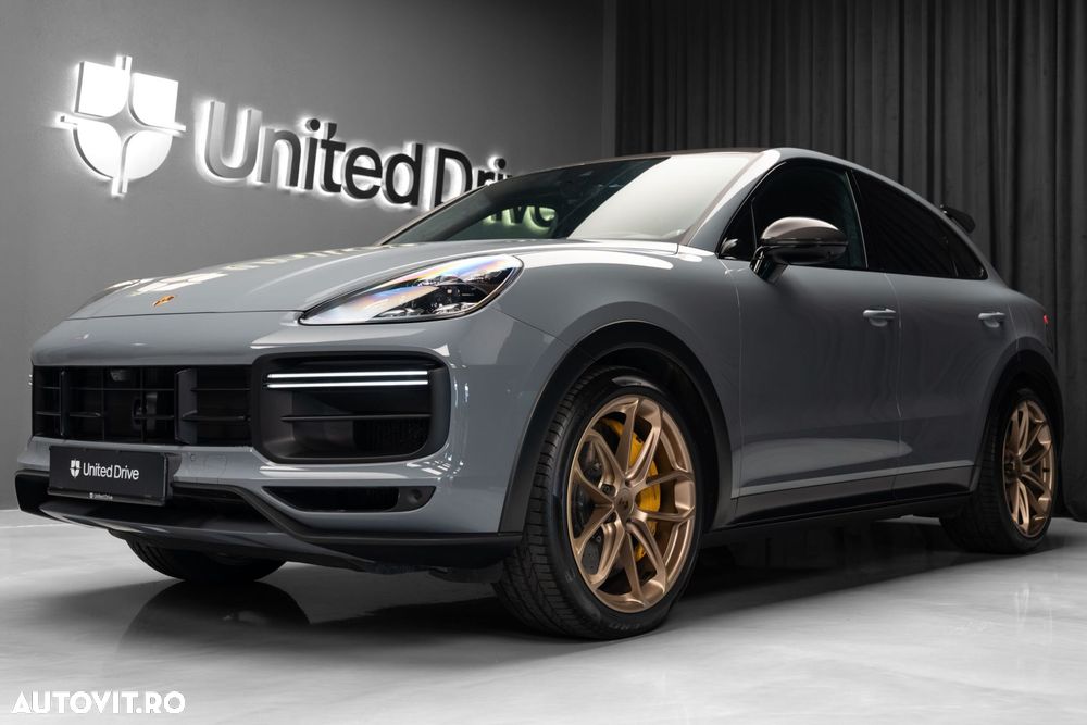 Porsche Cayenne Coupe - 2