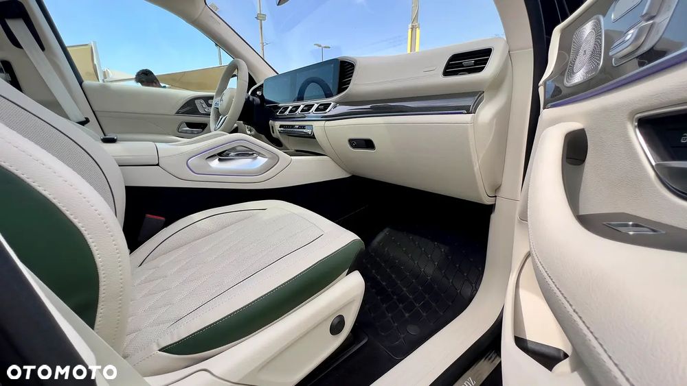 Mercedes-Benz GLE - 15