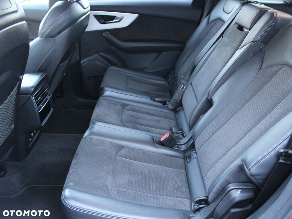 Audi Q7 50 TDI mHEV Quattro S Line Tiptr - 13