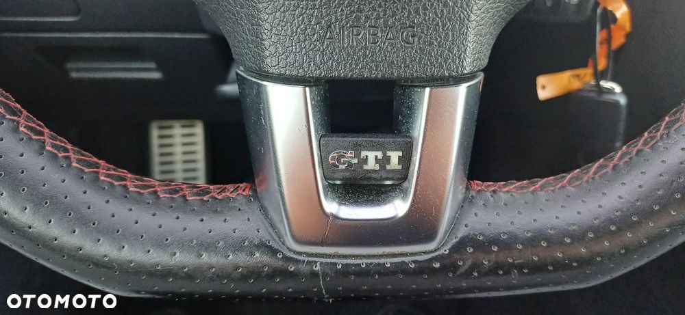 Volkswagen Golf 2.0 GTI - 22