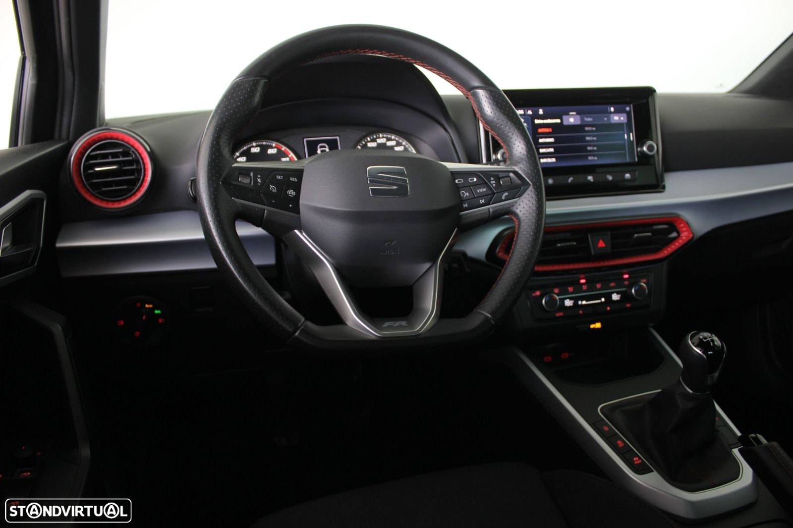 SEAT Arona 1.0 TSI FR - 21