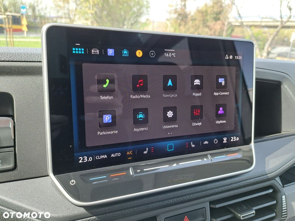 Volkswagen Crafter - 28