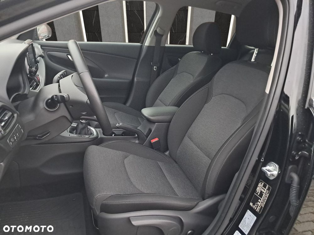 Hyundai i30 - 13