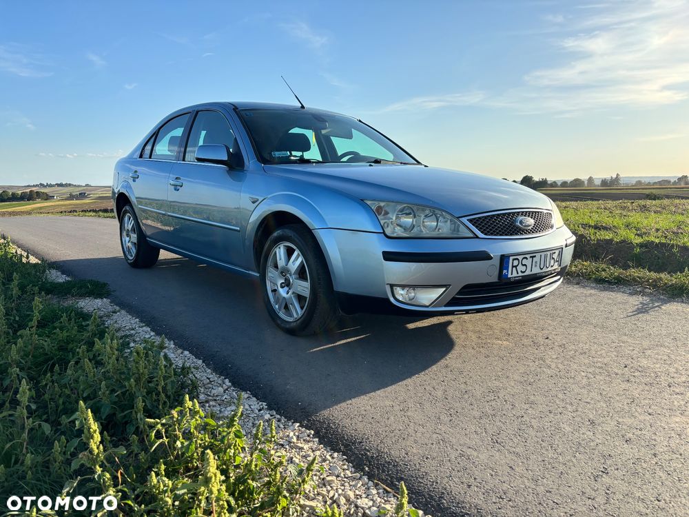 Ford Mondeo 2.0 Ghia - 2