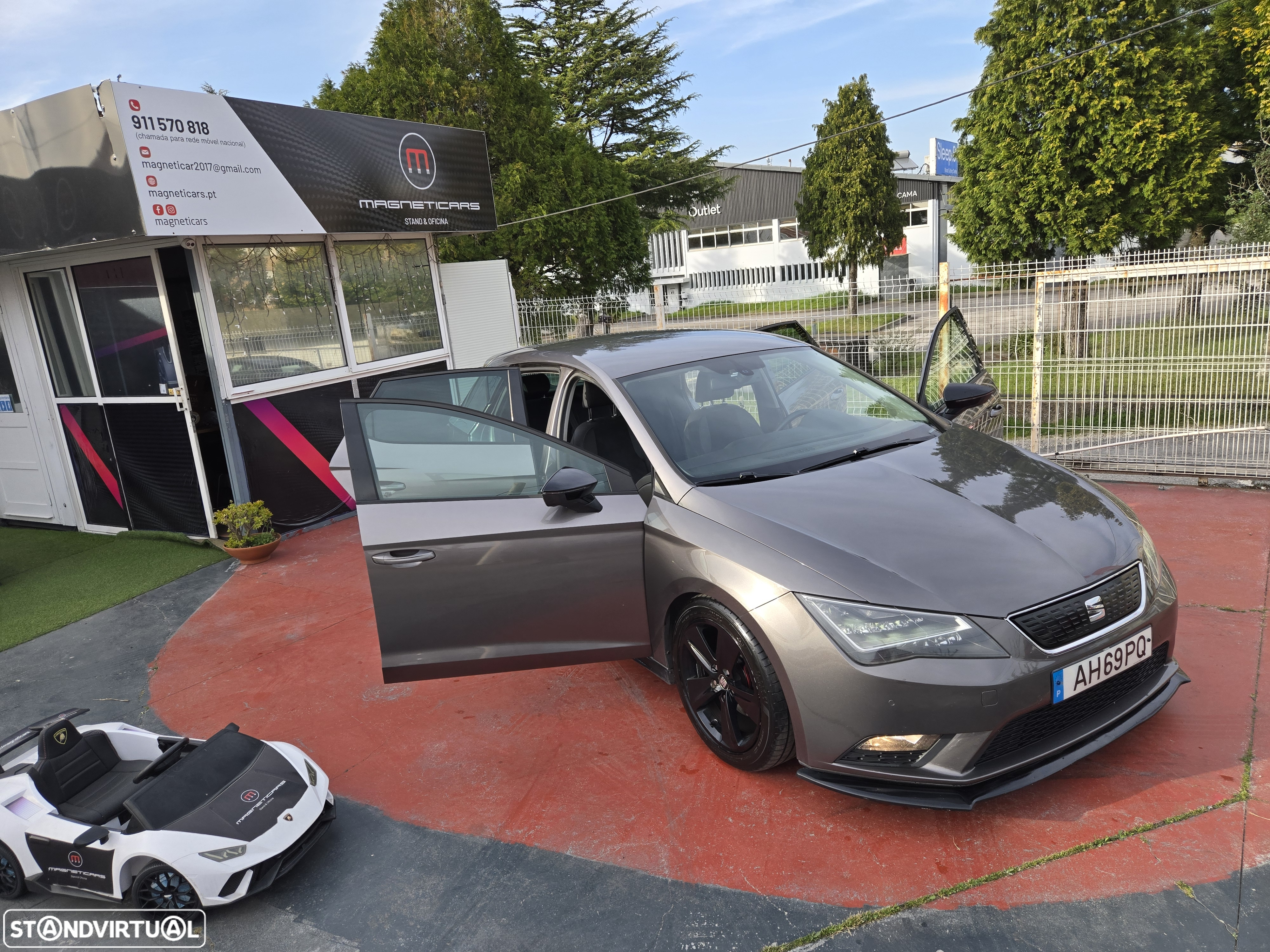 SEAT Leon 1.6 TDI S&S Style - 10