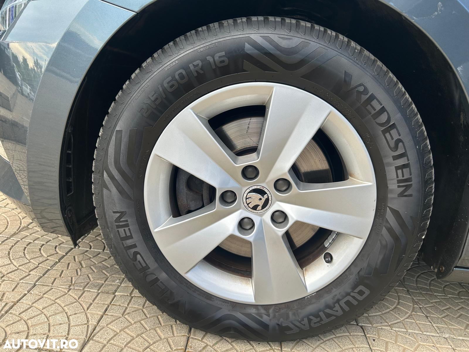 Skoda Superb 2.0 TDI 4X4 DSG Ambition - 31
