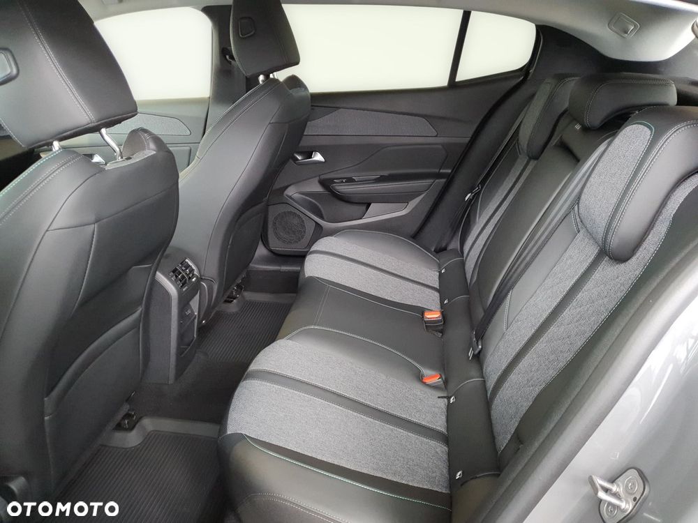 Peugeot 408 1.2 PureTech Allure Pack S&S EAT8 - 25